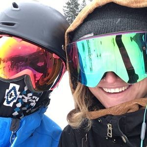 Meet your Posher, Casey